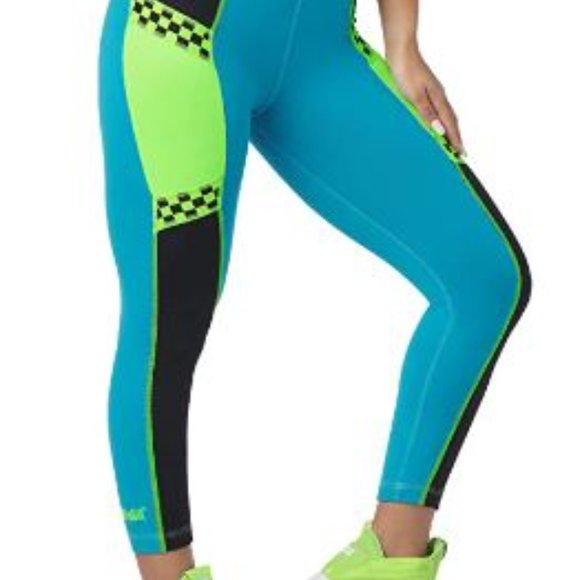 Zumba Capri Leggings - Stronger, Faster, Better Collection - Size Large - Picture 2 of 5